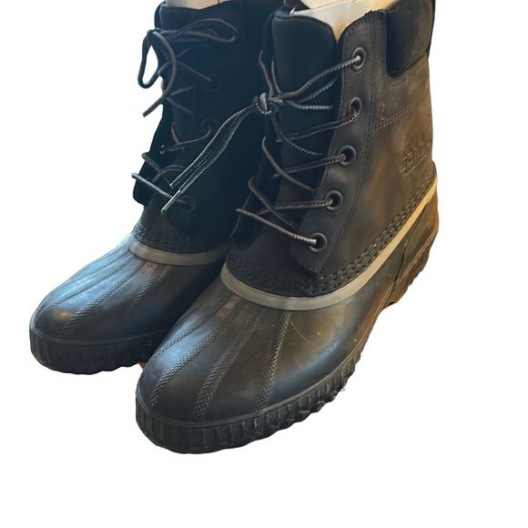 Sorel Shoes - New without tags SOREL black waterproof boots